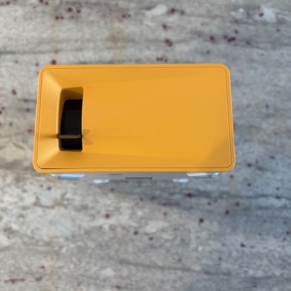 PVO YG300 Pro Portable 1080P LED Projector - Picture 5 of 7